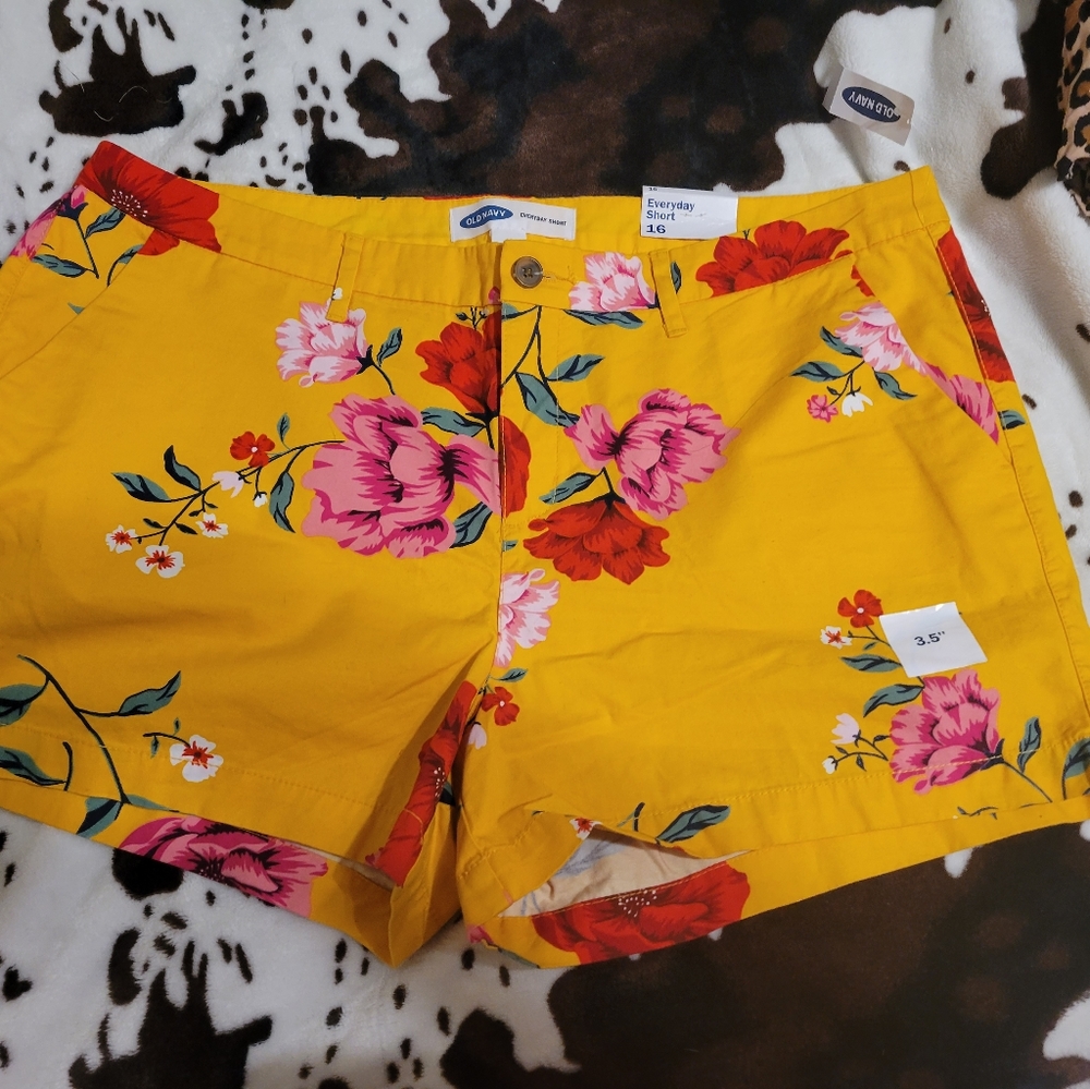 Old Navy Everyday Shorts floral and yellow